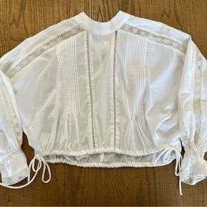 Divided White Blouse with Lace Detail